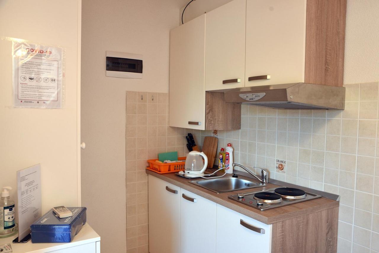 Apartment Anamarija Valun Esterno foto