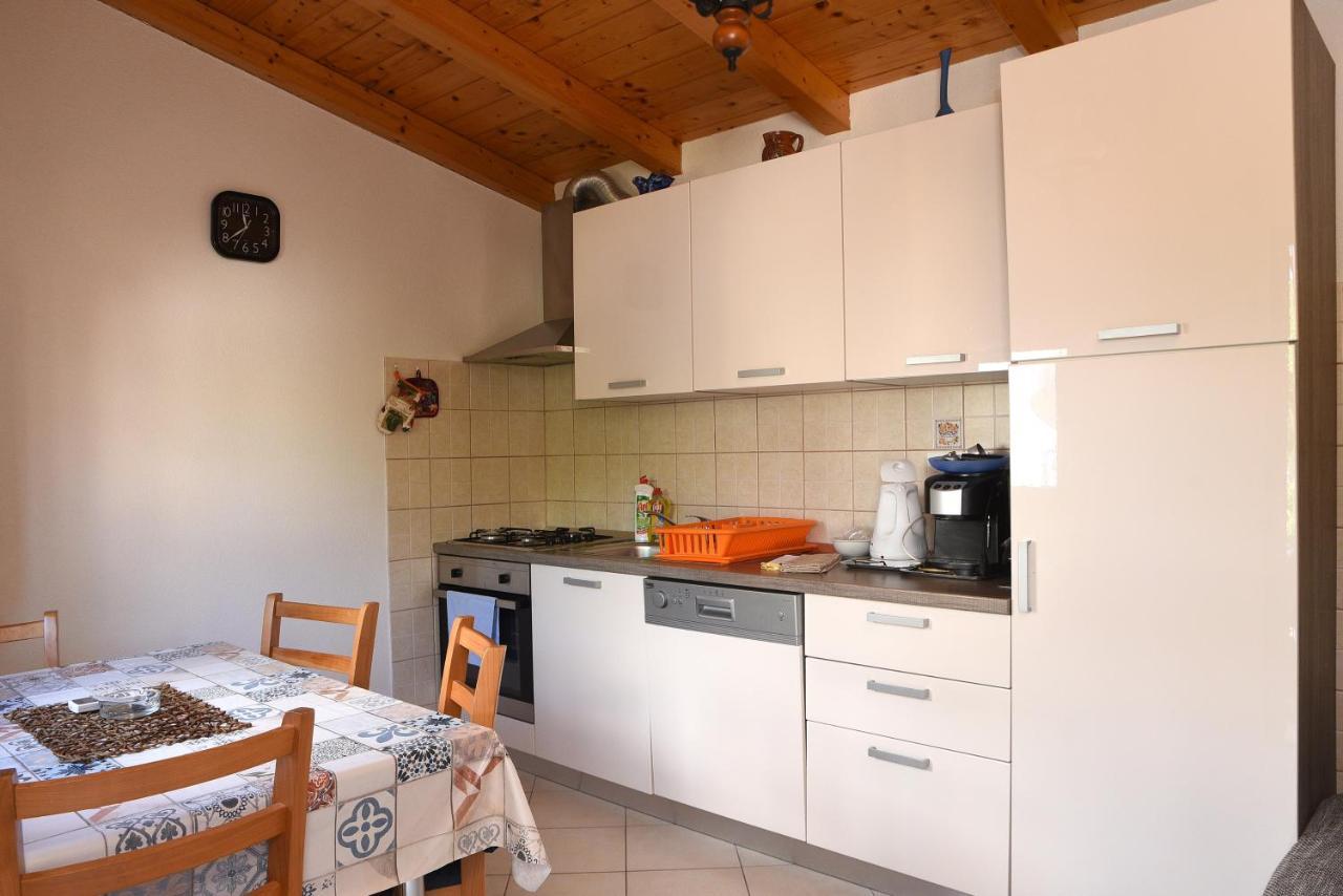 Apartment Anamarija Valun Esterno foto